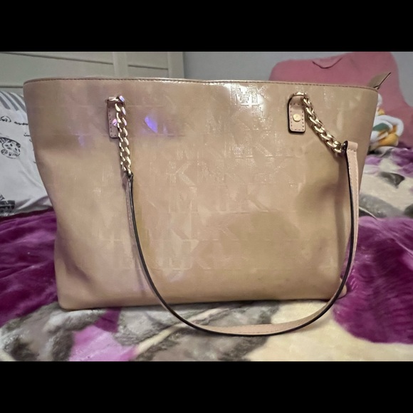 Michael Kors Purse - Picture 6 of 7